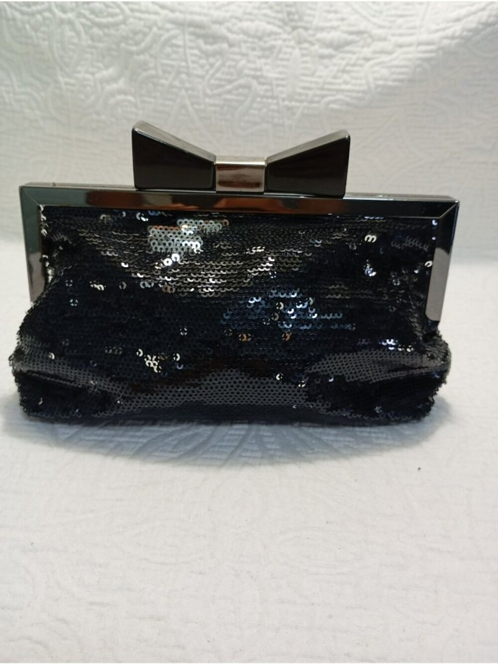 Black Sequin Bow Clutch Purse With Silver Chain Strap By Omely - Picture 6 of 11